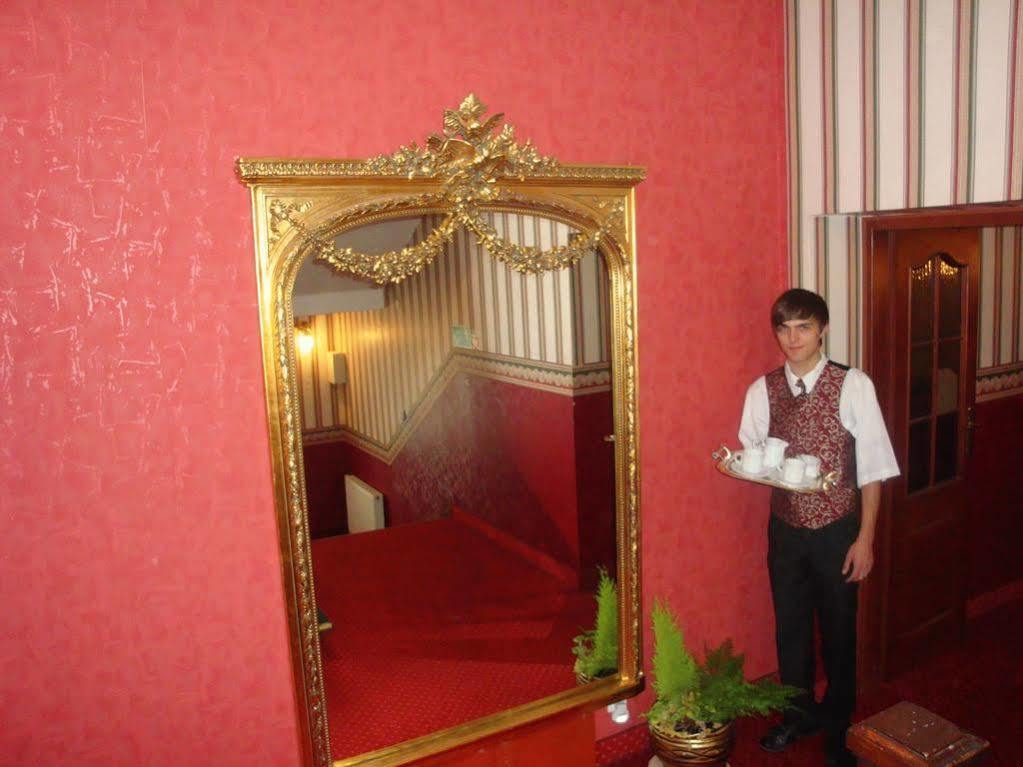 Отель Bonaparte Ченстохова Экстерьер фото